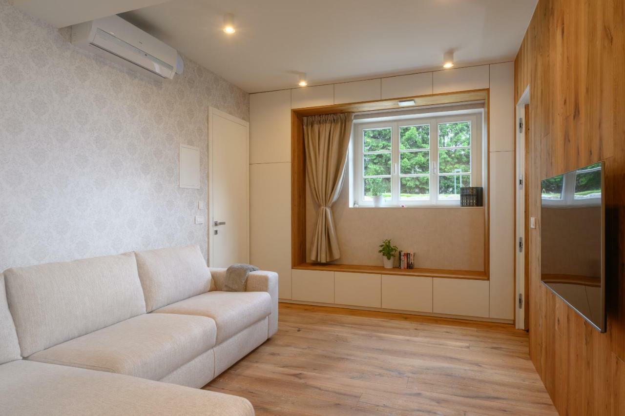 Vila Ula La Luxury Apartments بليد المظهر الخارجي الصورة