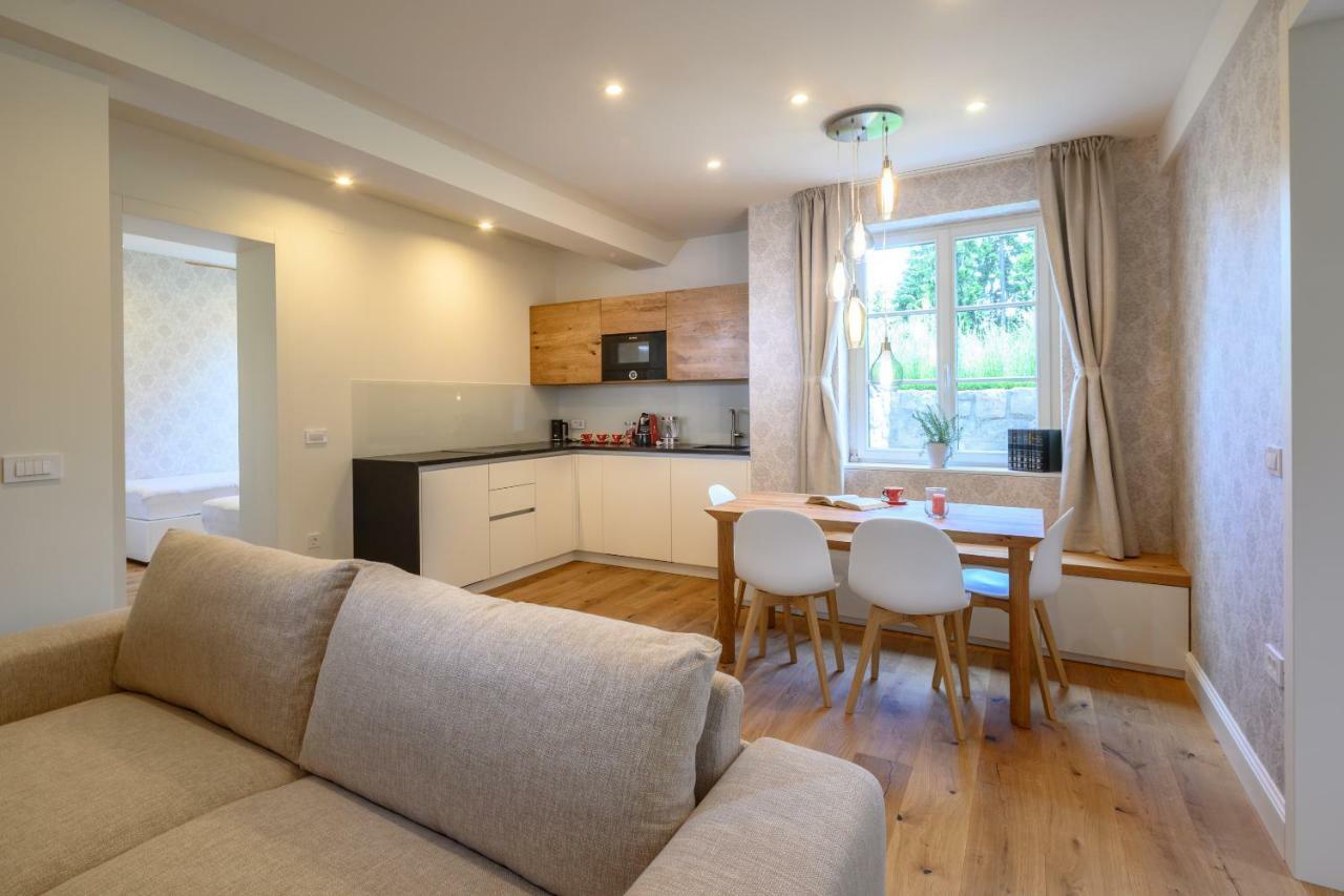 Vila Ula La Luxury Apartments بليد المظهر الخارجي الصورة