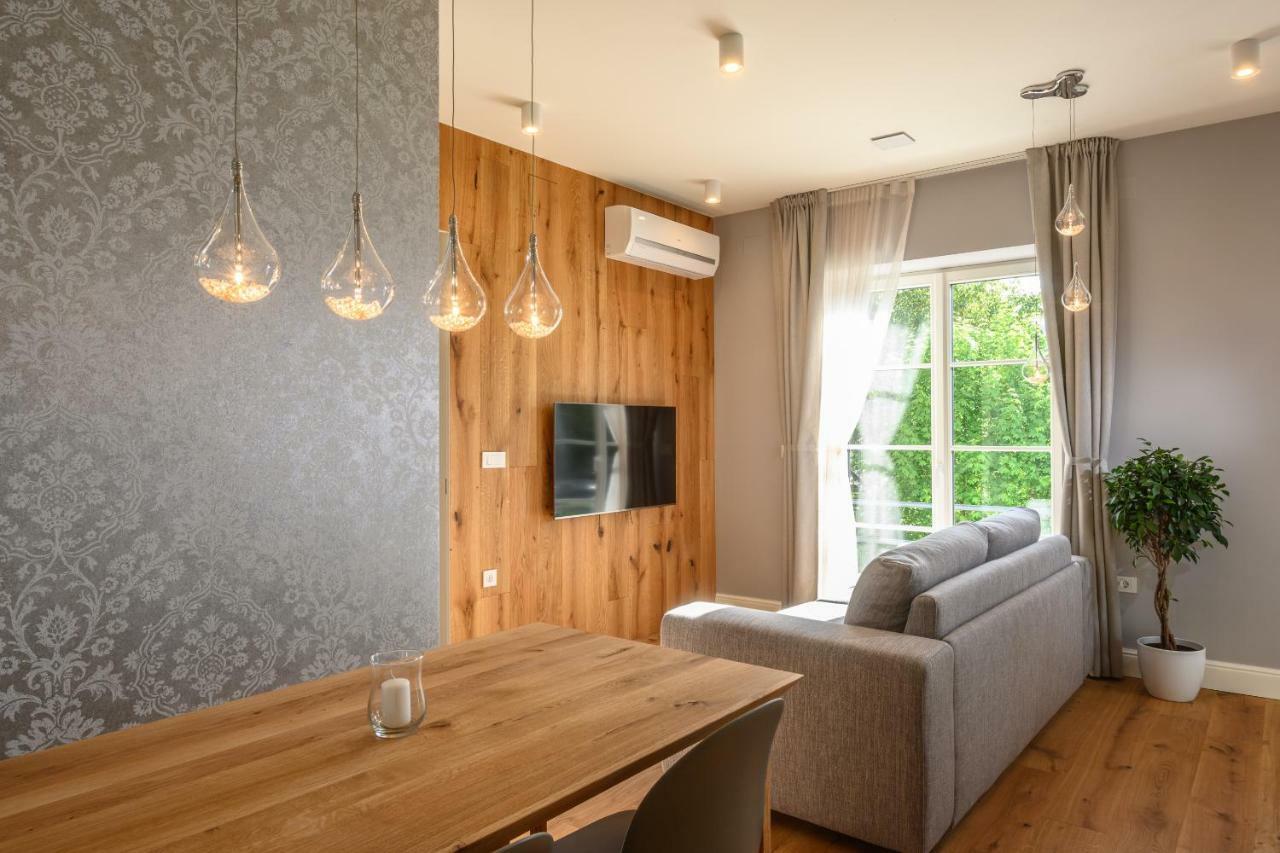 Vila Ula La Luxury Apartments بليد المظهر الخارجي الصورة