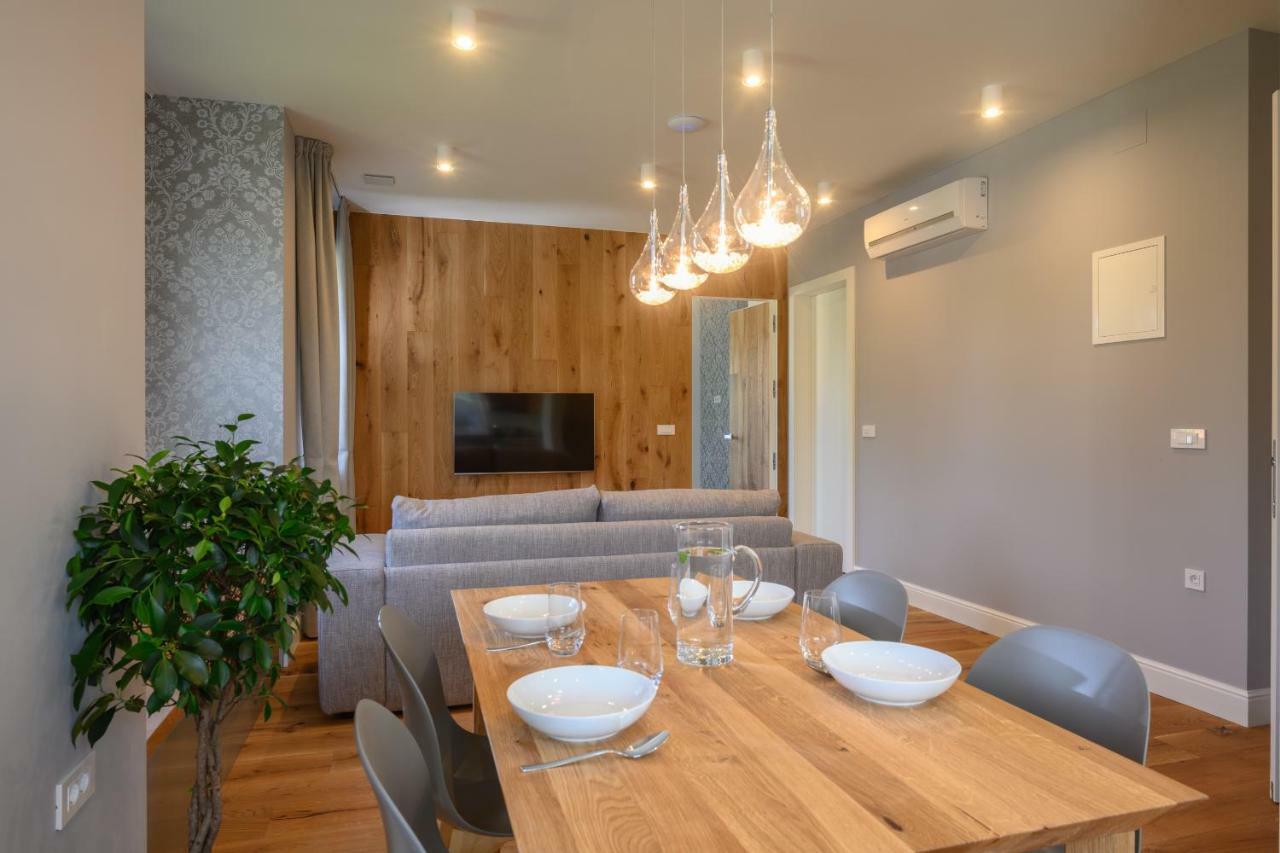 Vila Ula La Luxury Apartments بليد المظهر الخارجي الصورة